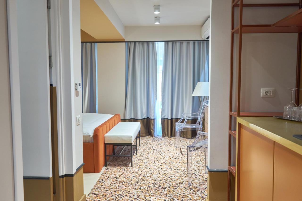 Epoca Central Boutique Крайова Экстерьер фото